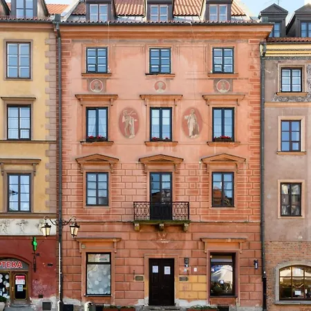 P&o Serviced Old Town Square Warsaw